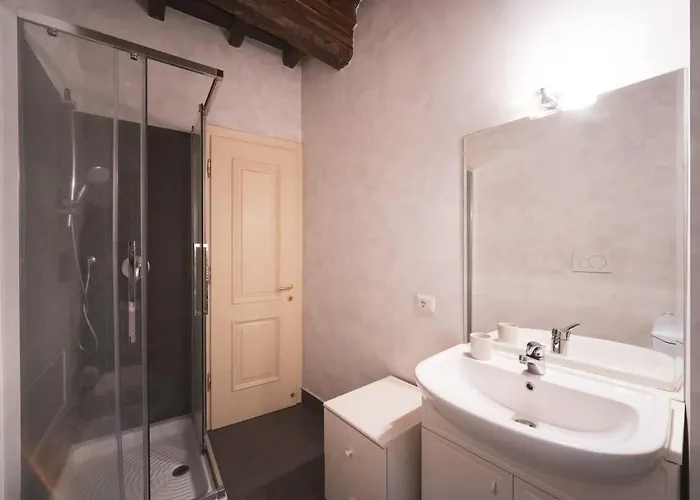 Apartment Trevi Fountain By Buddyrent *